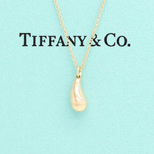 Lade das Bild in den Galerie-Viewer, Tiffany &amp; Co. Elsa Peretti &quot;Teardrop&quot; Halskette in 18KT Gold mit Box
