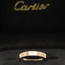Lade das Bild in den Galerie-Viewer, Cartier Love Ring in 18KT Rosegold mit Cartier Box &amp; Papiere in Gr. 56
