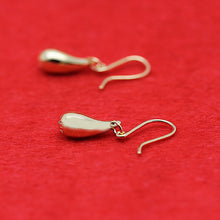 Lade das Bild in den Galerie-Viewer, Tiffany &amp; Co. Ohrringe Elsa Peretti &quot;Tropfen&quot; in 18KT Gelbgold
